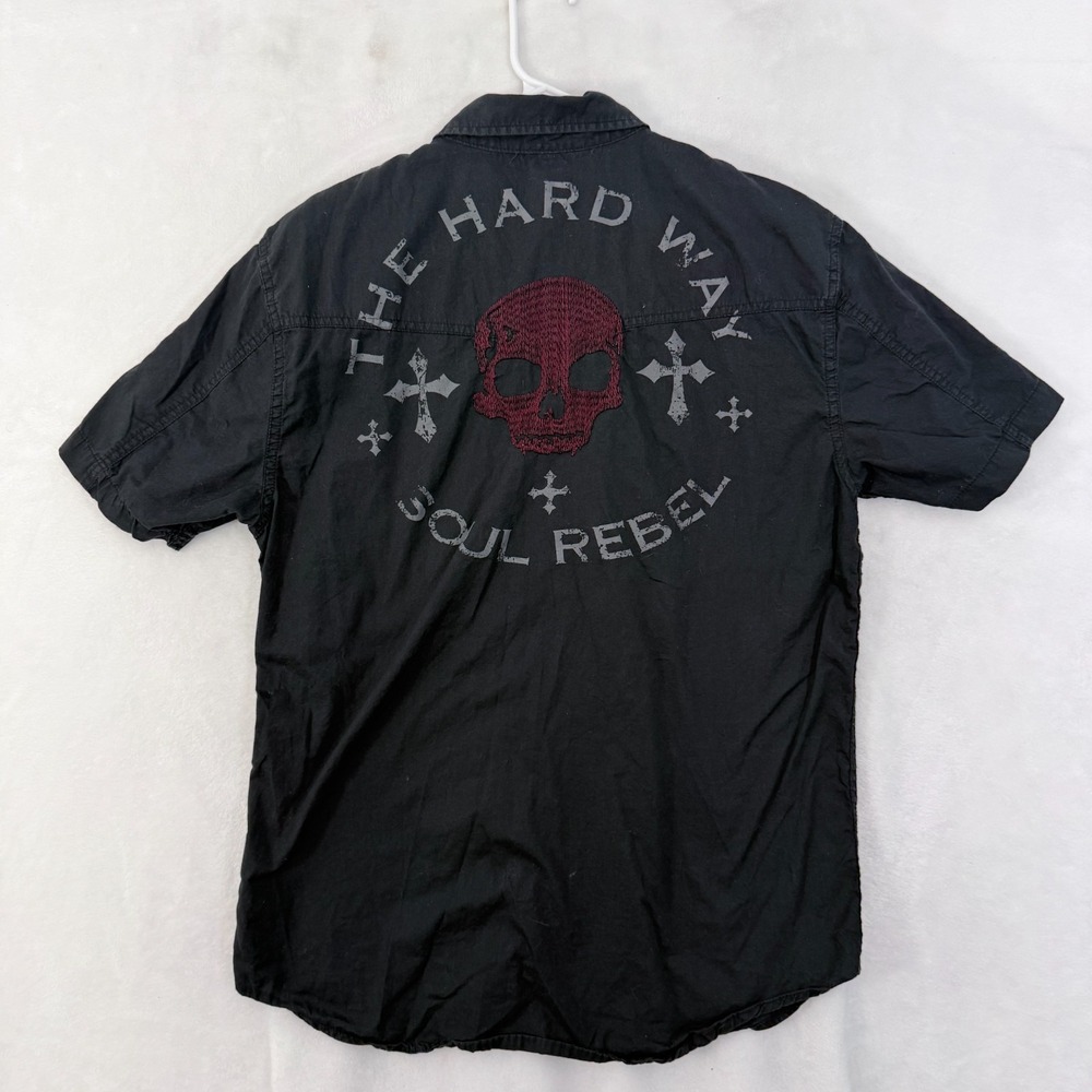 Helix Shirt Mens M Black Skull Embroidered